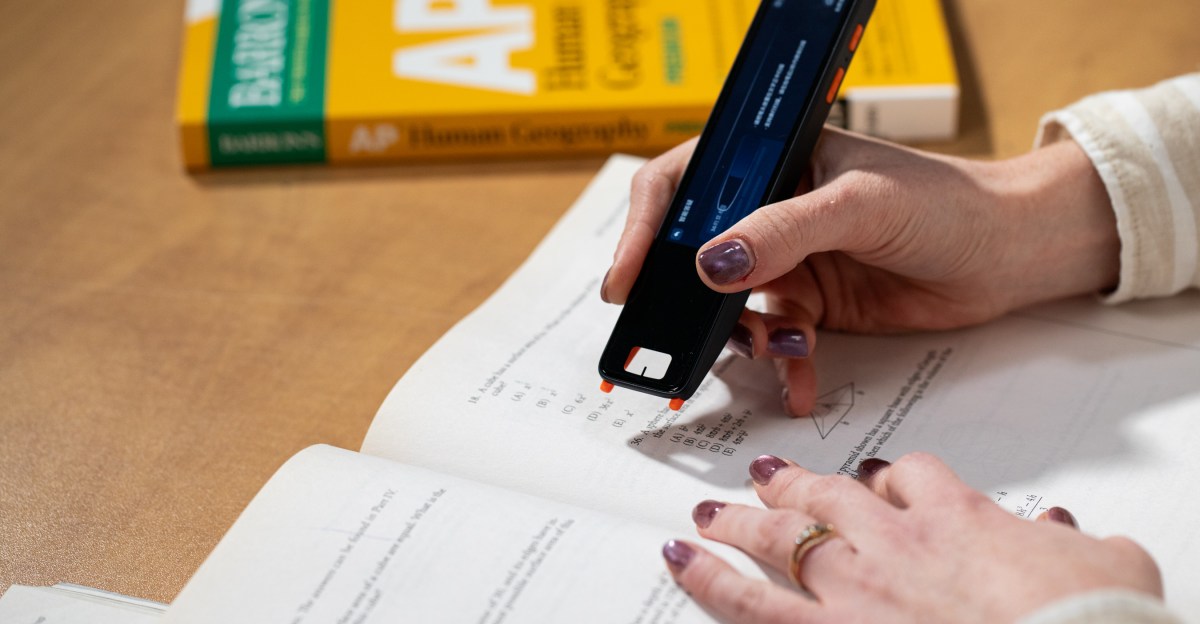 This viral AI pen didn’t help me cheat - The Verge